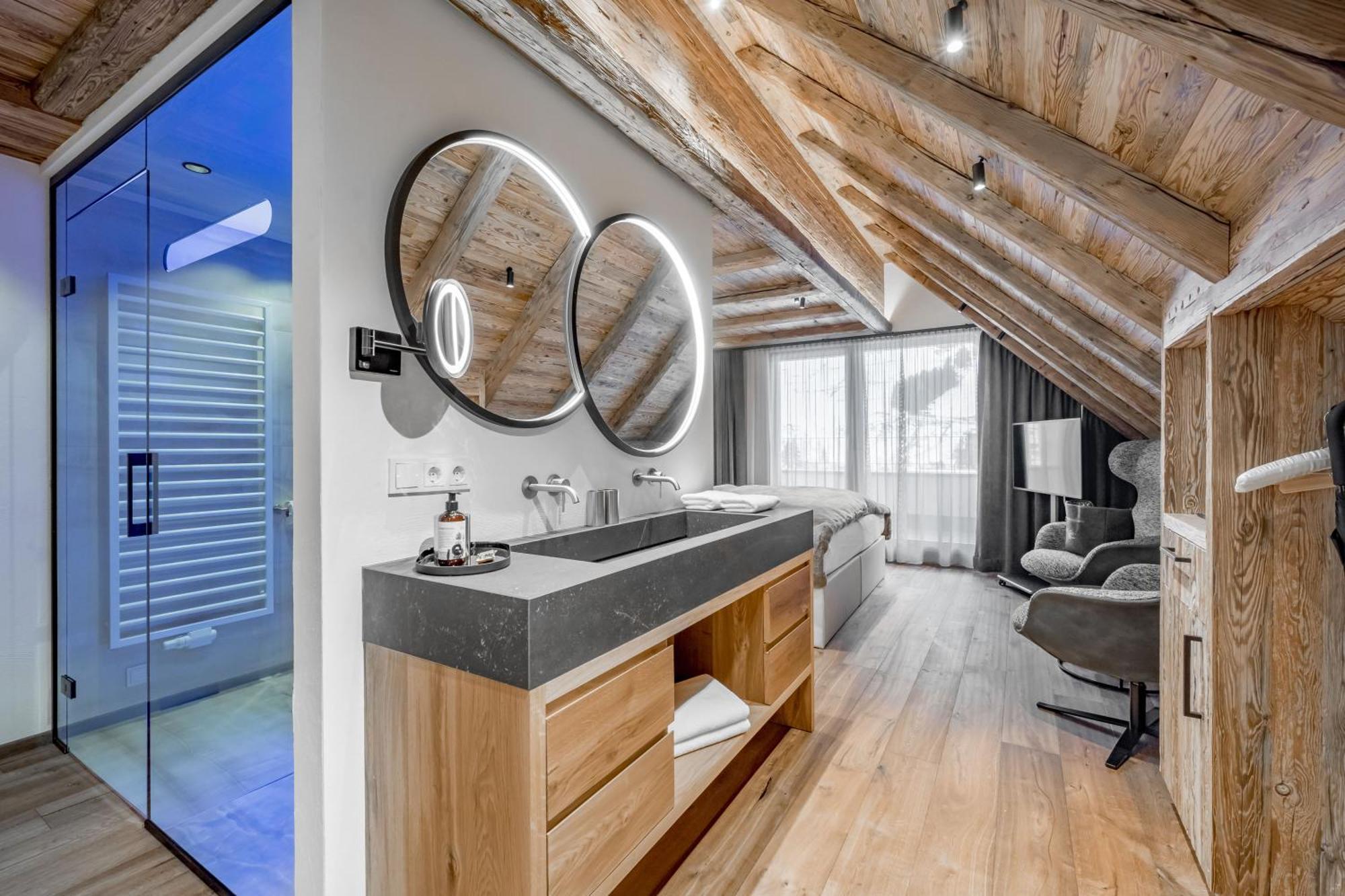 אישגל Sport- Und Genusshotel Silvretta מראה חיצוני תמונה