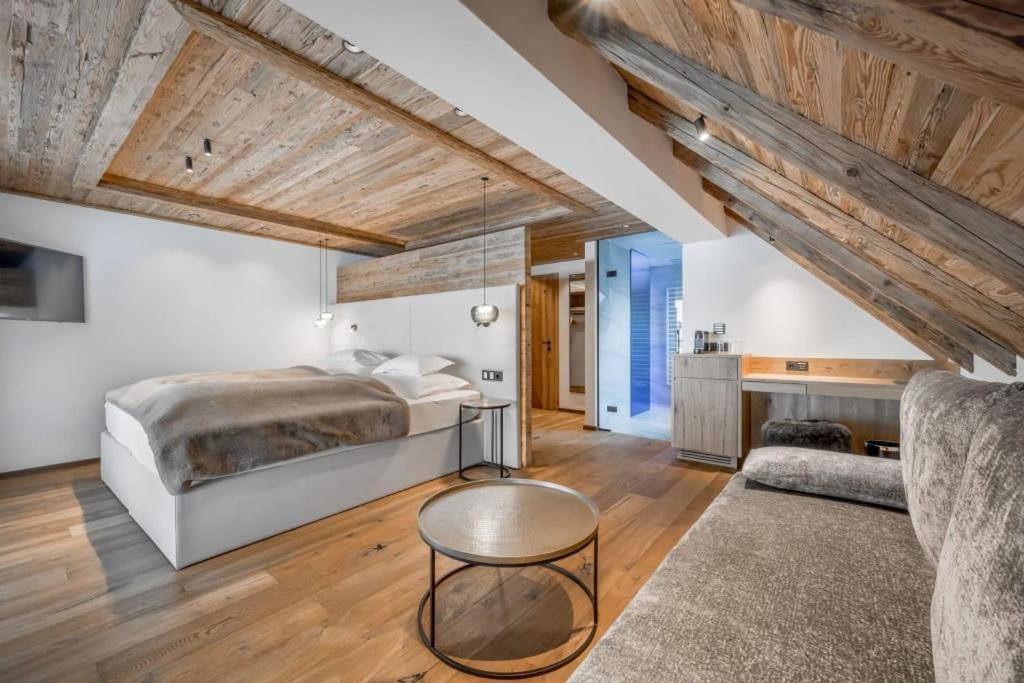 אישגל Sport- Und Genusshotel Silvretta מראה חיצוני תמונה