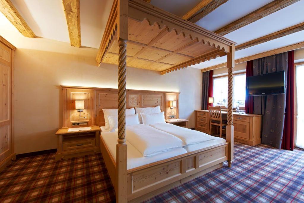 אישגל Sport- Und Genusshotel Silvretta מראה חיצוני תמונה